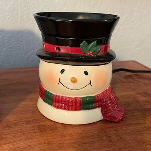 Retired Scentsy burner, Bluster, full size